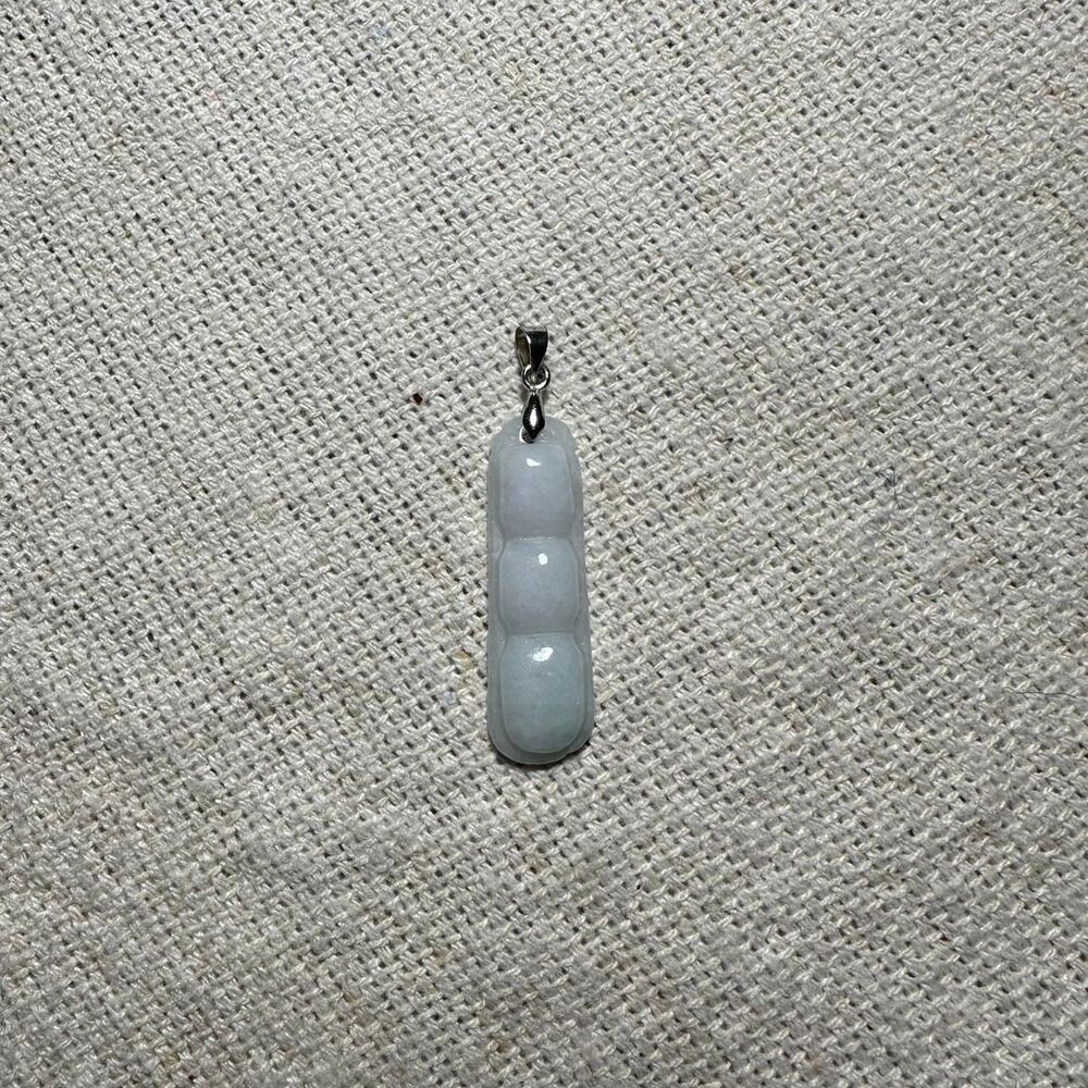 Light Green Jade Pendant Jewelry
